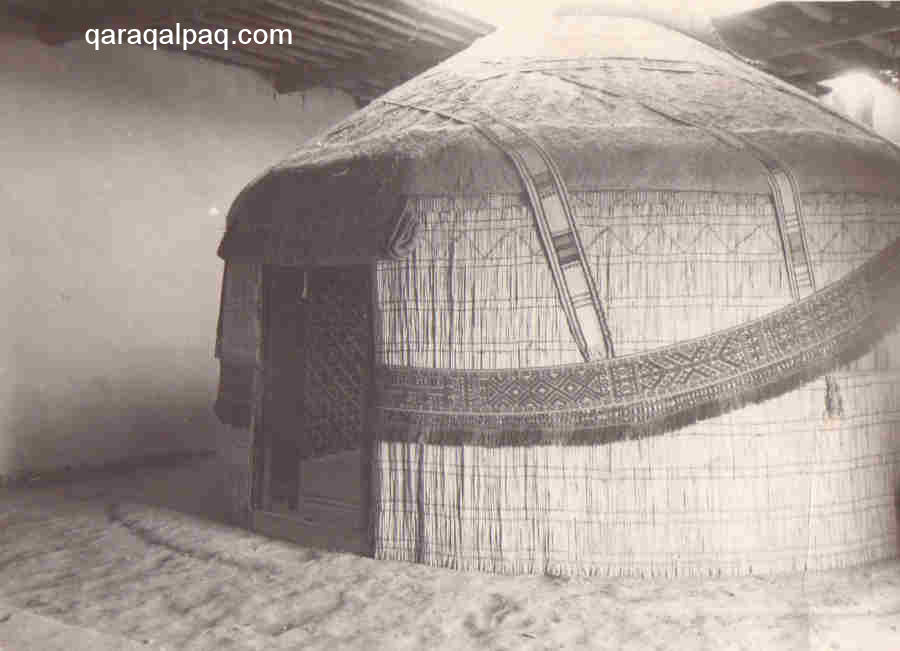 A Qaraqalpaq yurt erected inside the room of a building in the 1930s