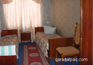 No'kis Hotel bedroom