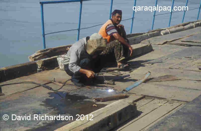 Welding the Qipshaq bridge